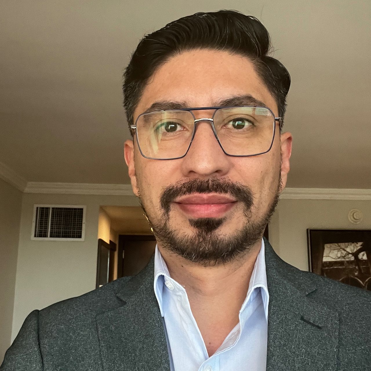 Dr. Omar Medrano