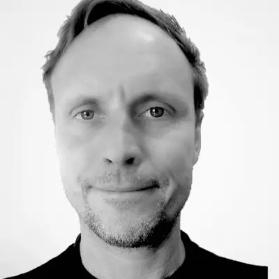 Dustin Stephens - TMS psychiatrist in Long Beach