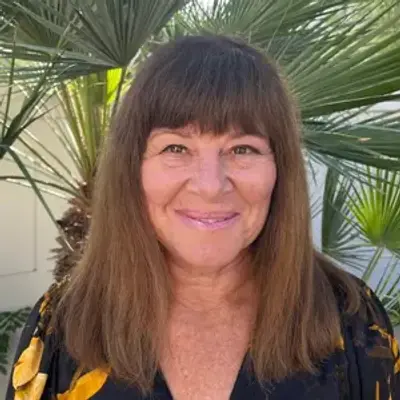 Donna Mendelson-Gutierrez