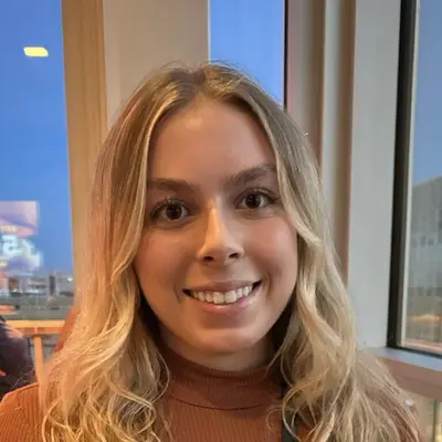 Joely Vanlaarhoven