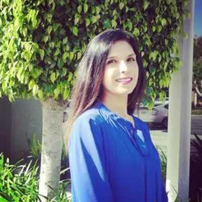 Psychiatrist Hina Sidhu - TMS psychiatrist in Fullerton