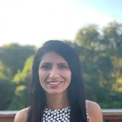 Manisha Wadhwa - TMS psychiatrist in WILMINGTON