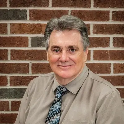 Kim Lyons