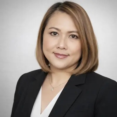Kelle Huong Phan