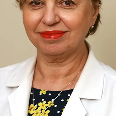 Alina R
